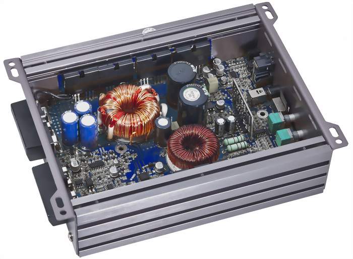 Gladen RC 600c1 G3 (D class) power amplifier (mono).