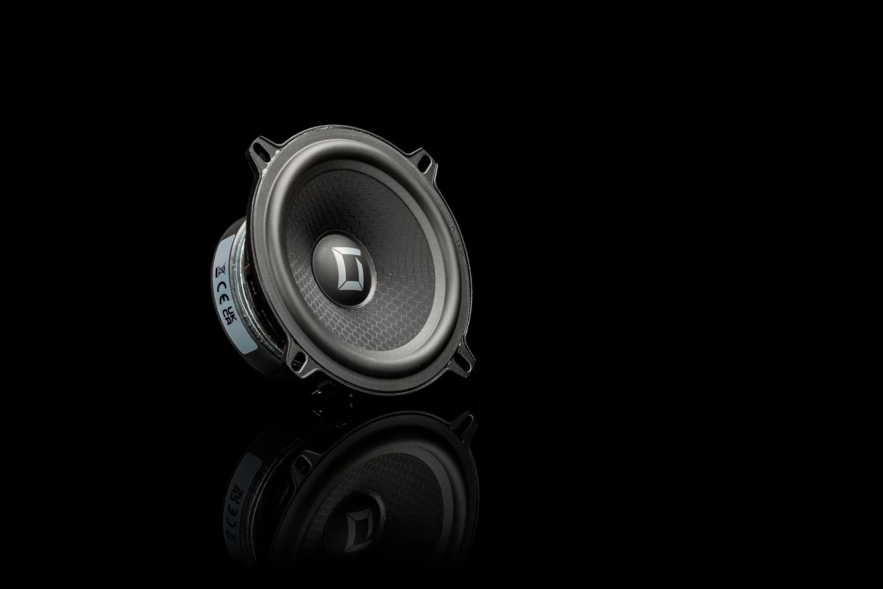 Gladen Sigma 130.2 component speakers (130 mm).