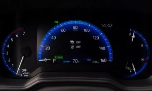 Toyota (2014-2022) odometer "pause" for testing purposes. SPEEDSTOPTOY