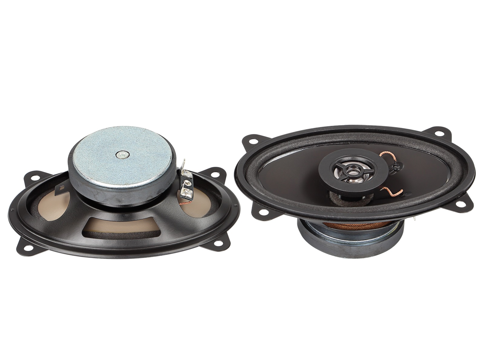 Calearo EL4X6 coaxial speakers (90x150 mm).