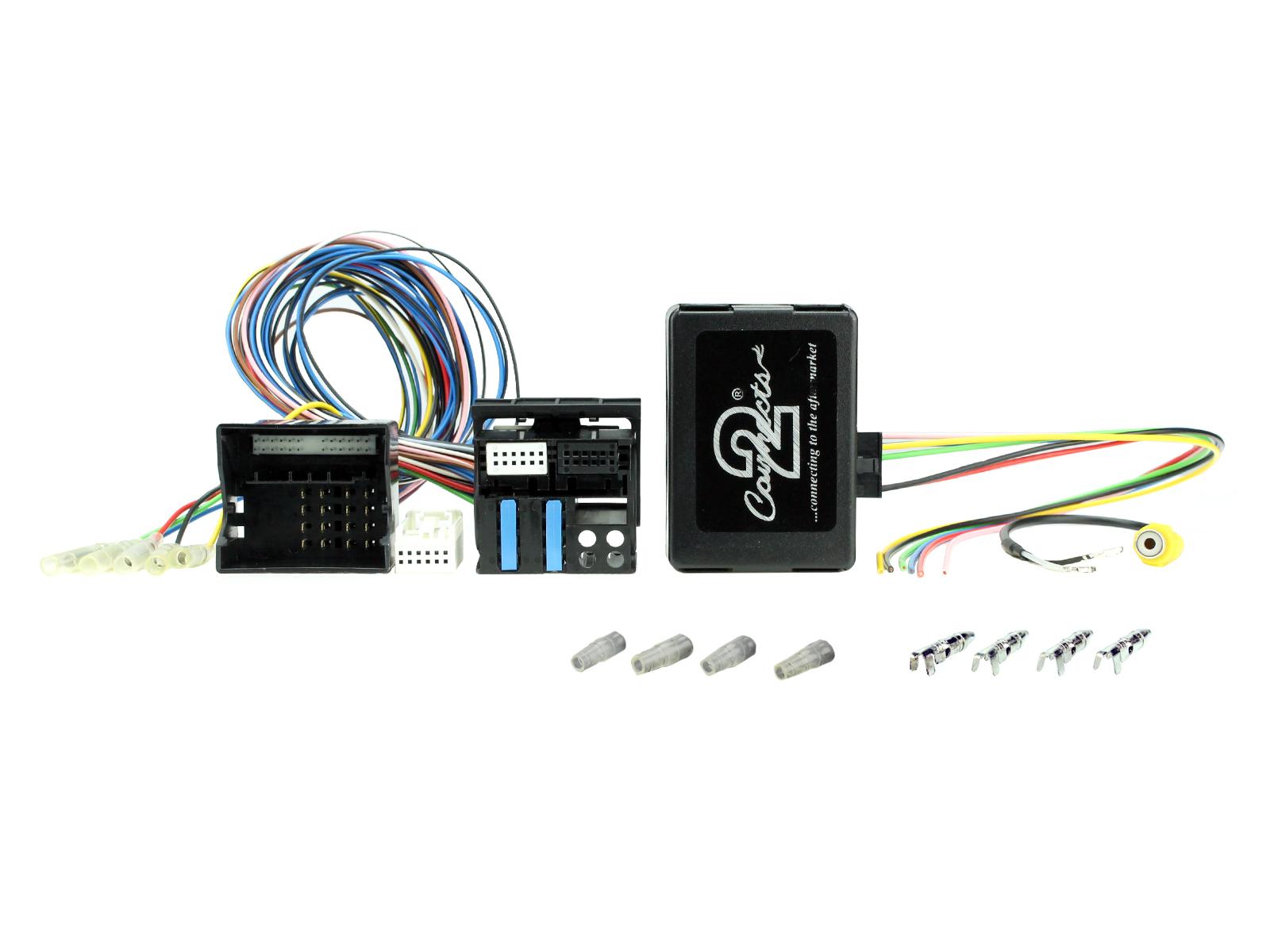 Interface OEM rear view camera for BMW X5, X6 with CCC (RVC adapter).