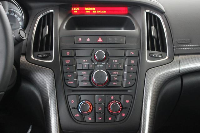 Dension adapter iPhone, AUX (replaces CD changer) for Opel. GW16OC2